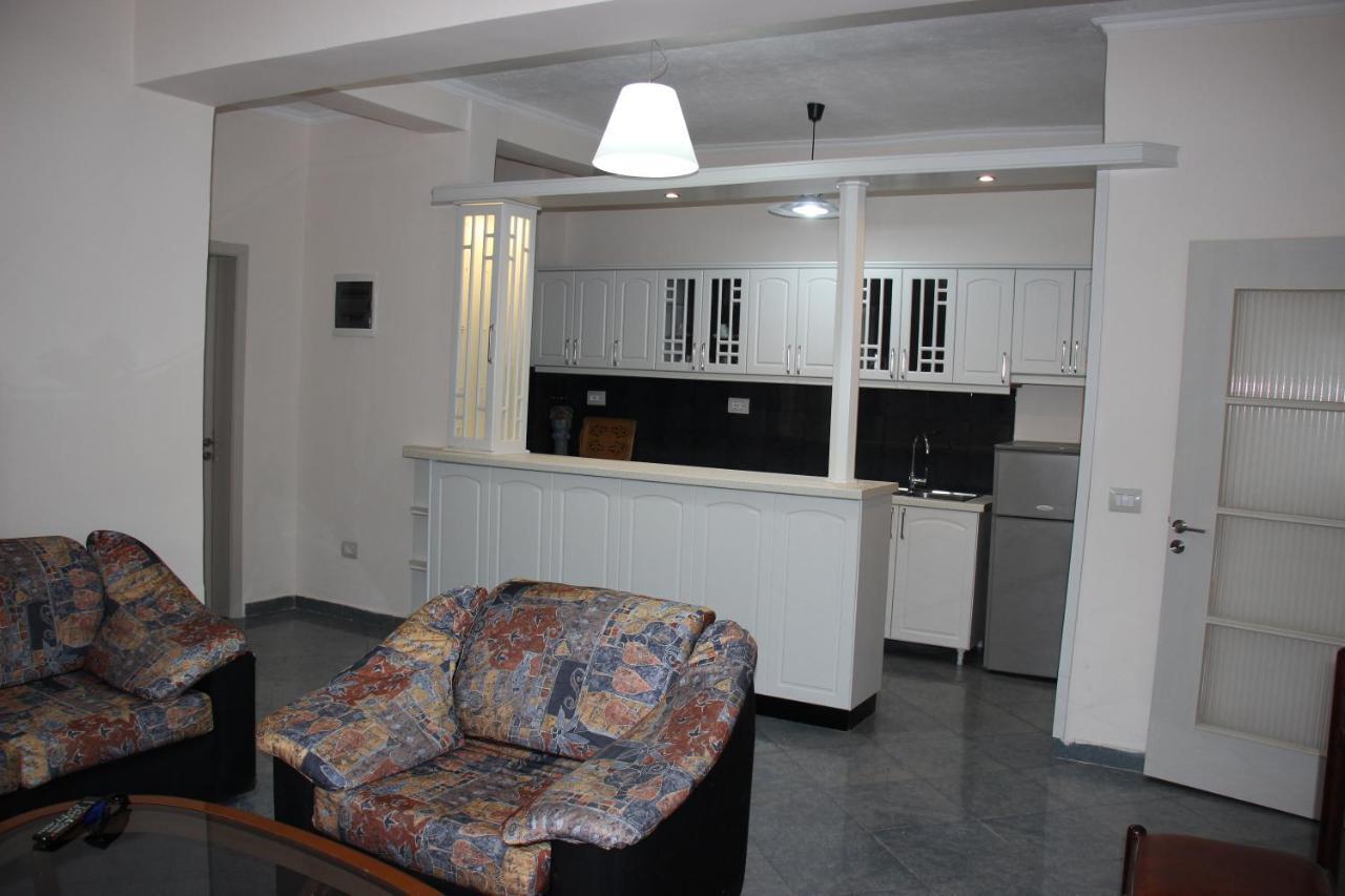 Ballo Apartments Gjirokastër Esterno foto