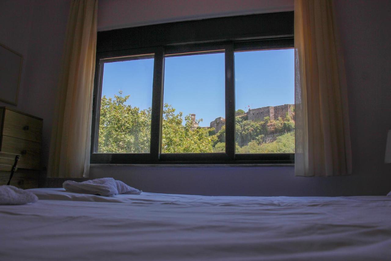 Ballo Apartments Gjirokastër Esterno foto