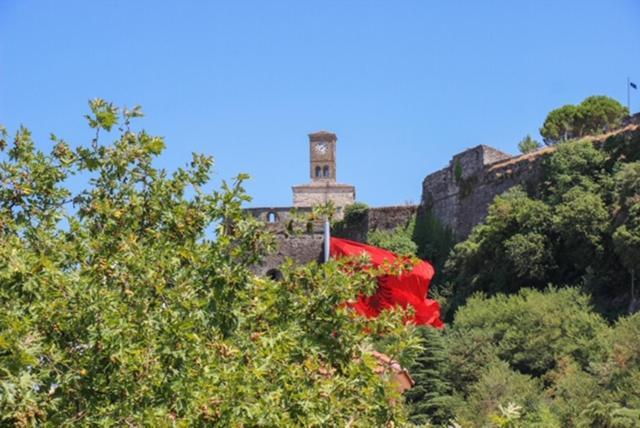 Ballo Apartments Gjirokastër Esterno foto
