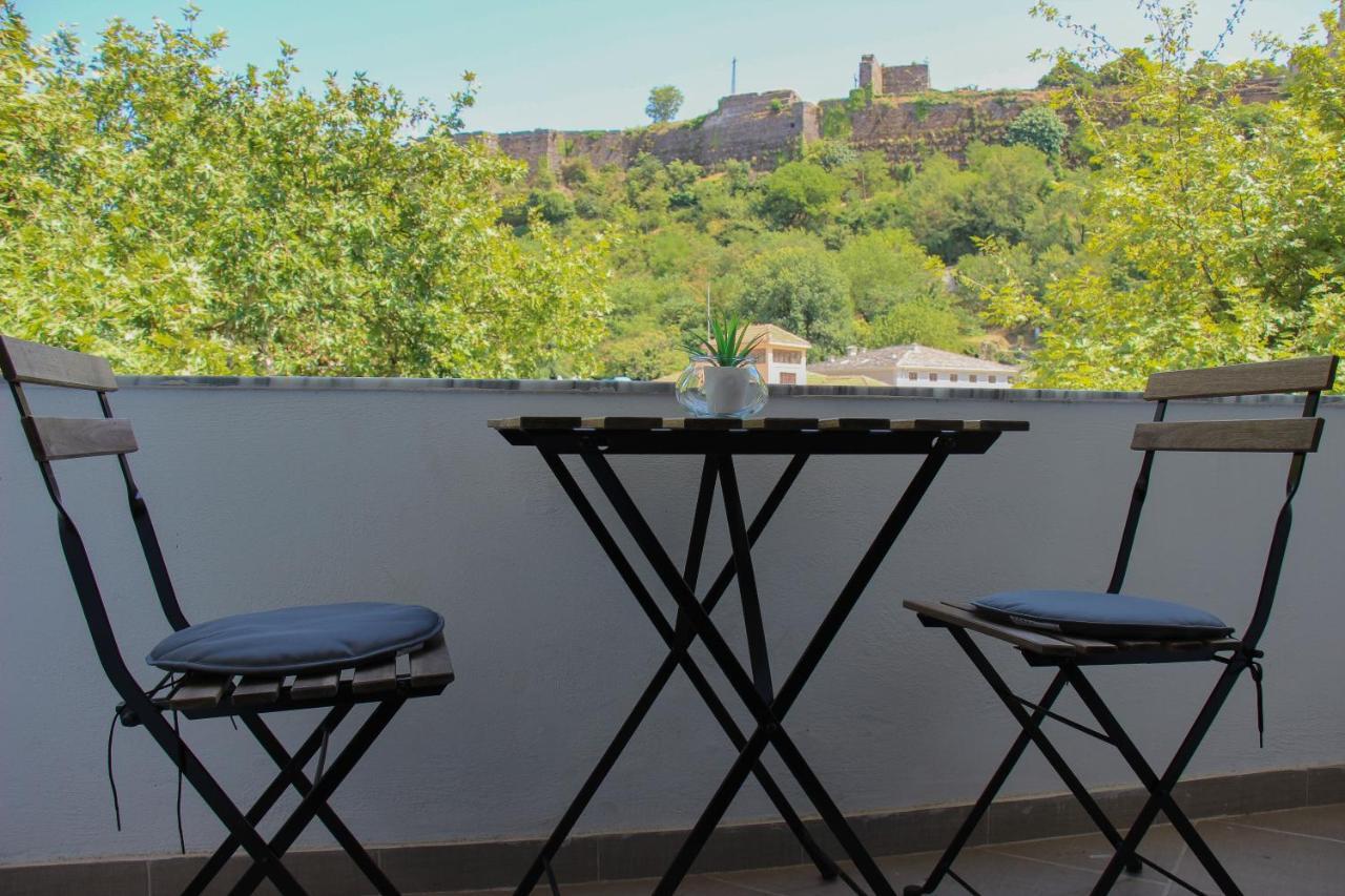 Ballo Apartments Gjirokastër Esterno foto